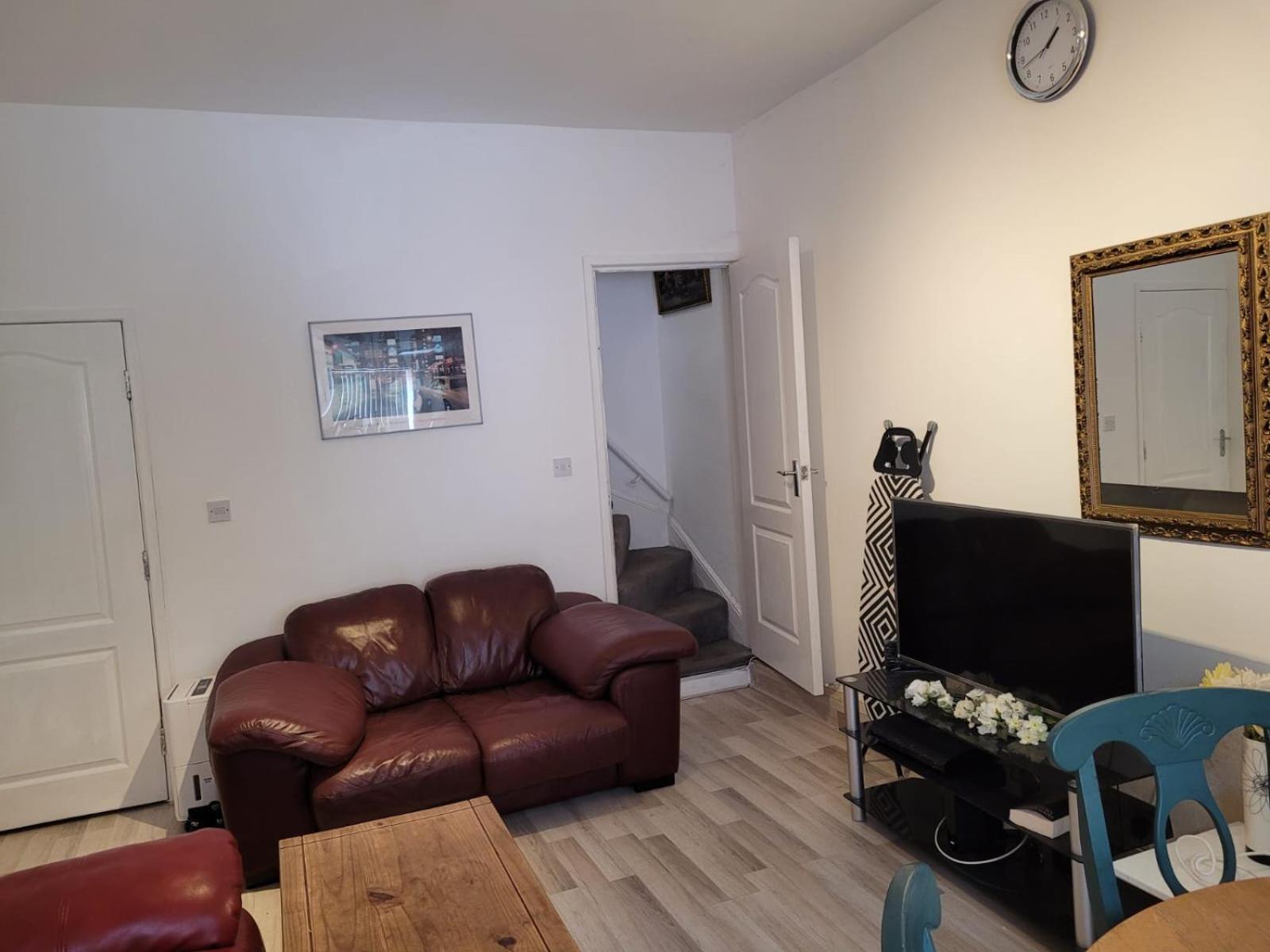 Nice Double Bedroom Near Qmc Ноттингем Экстерьер фото